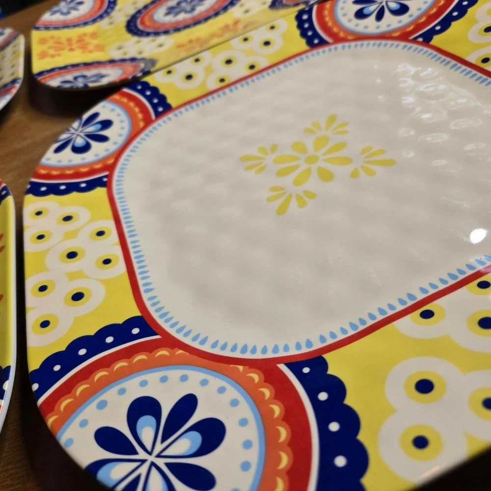 QSquared Melamine Square Plates Set‎ of 4 Yellow Blue Boho Medallion Summer Fun